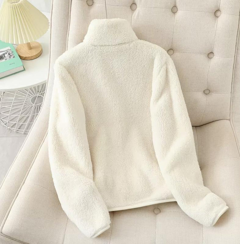 Stay Cozy in Style: Women's Double-Sided Velvet Fleece Coat - Your Perfect Winter Companion